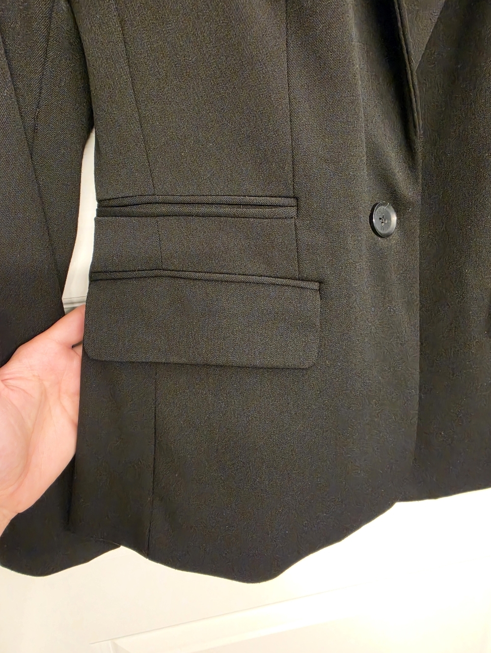 EXPRESS Black Tailored Blazer – Classic One-Button Suit Jacket - Picture 4 of 13